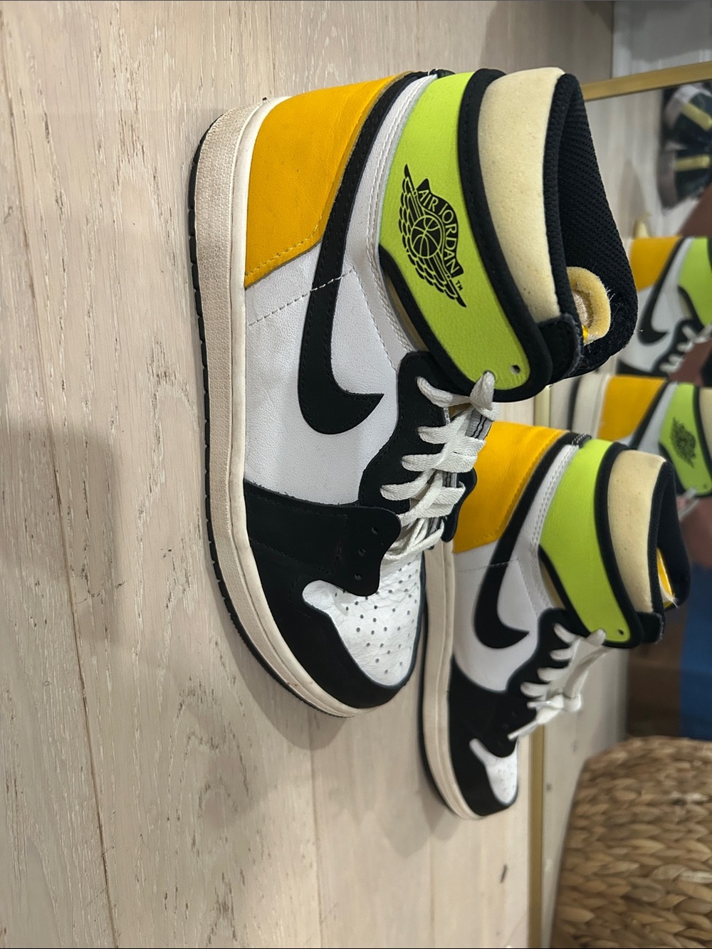 Nike Air Jordan 1 Mid Volt University Gold Black White Men’s